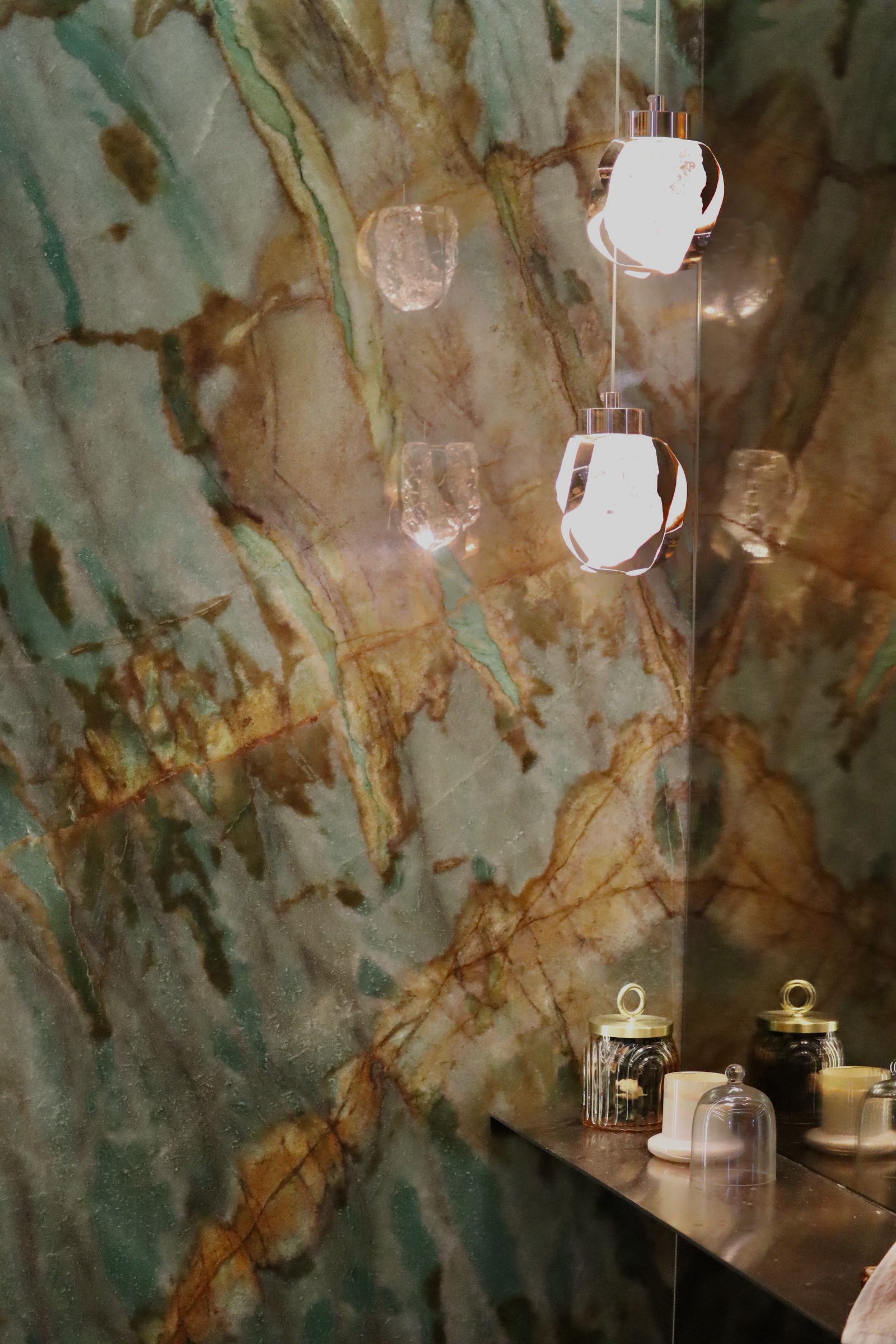 Marble feature wall